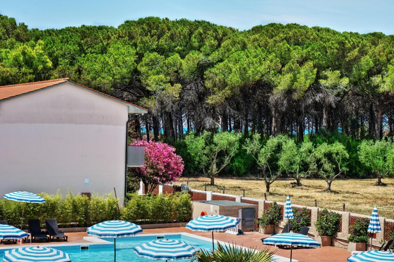ואדה Oleandri Suite Hotel מראה חיצוני תמונה