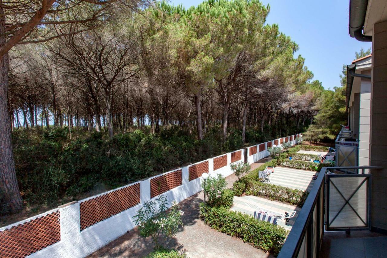 ואדה Oleandri Suite Hotel מראה חיצוני תמונה