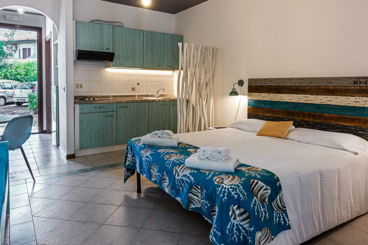 ואדה Oleandri Suite Hotel מראה חיצוני תמונה