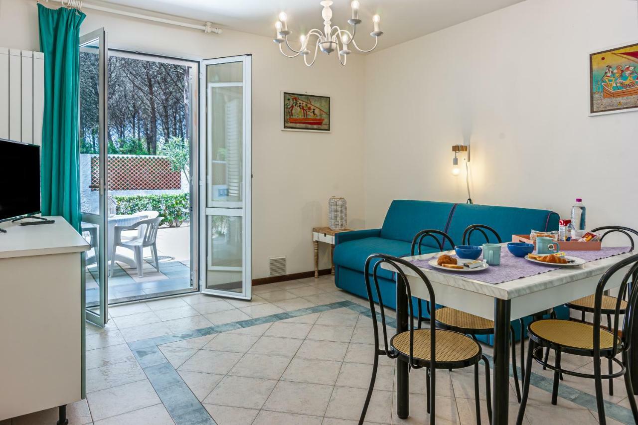 ואדה Oleandri Suite Hotel מראה חיצוני תמונה