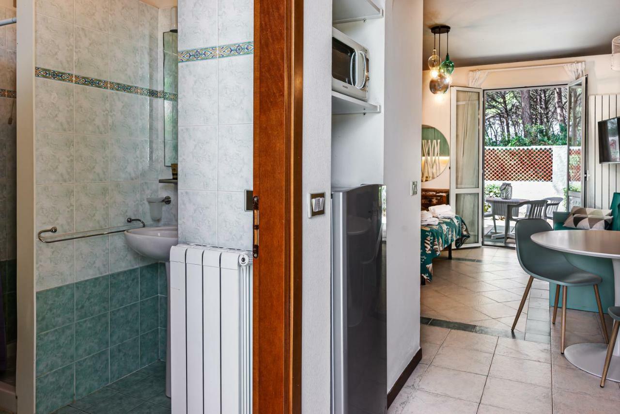 ואדה Oleandri Suite Hotel מראה חיצוני תמונה