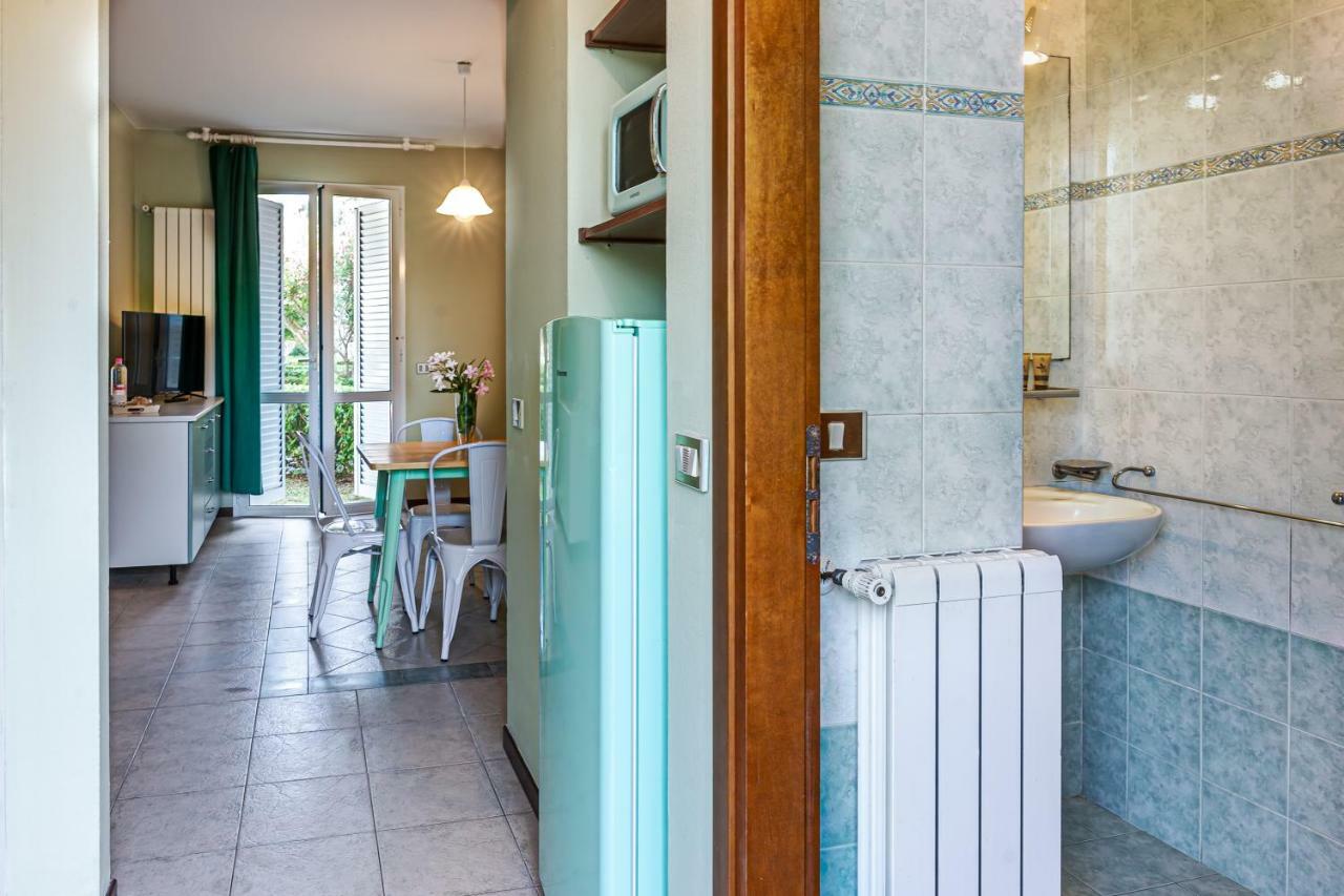 ואדה Oleandri Suite Hotel מראה חיצוני תמונה