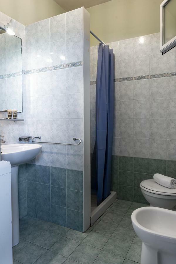 ואדה Oleandri Suite Hotel מראה חיצוני תמונה